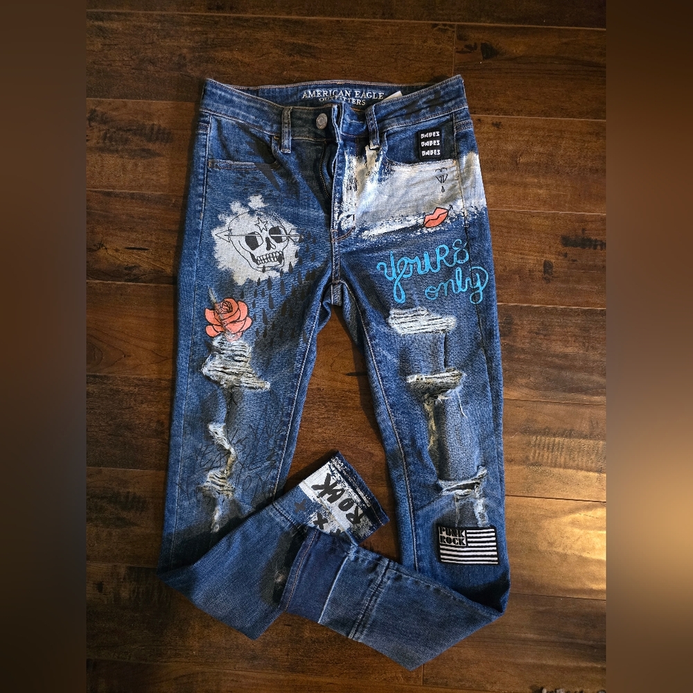BOGO RARE American Eagle Patched And Painted Distressed Jeggings